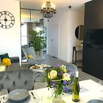 Glamour With Big, Private Terrace كراكوفيا