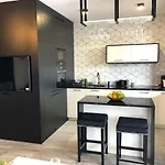 Glamour With Big, Private Terrace 아파트 *